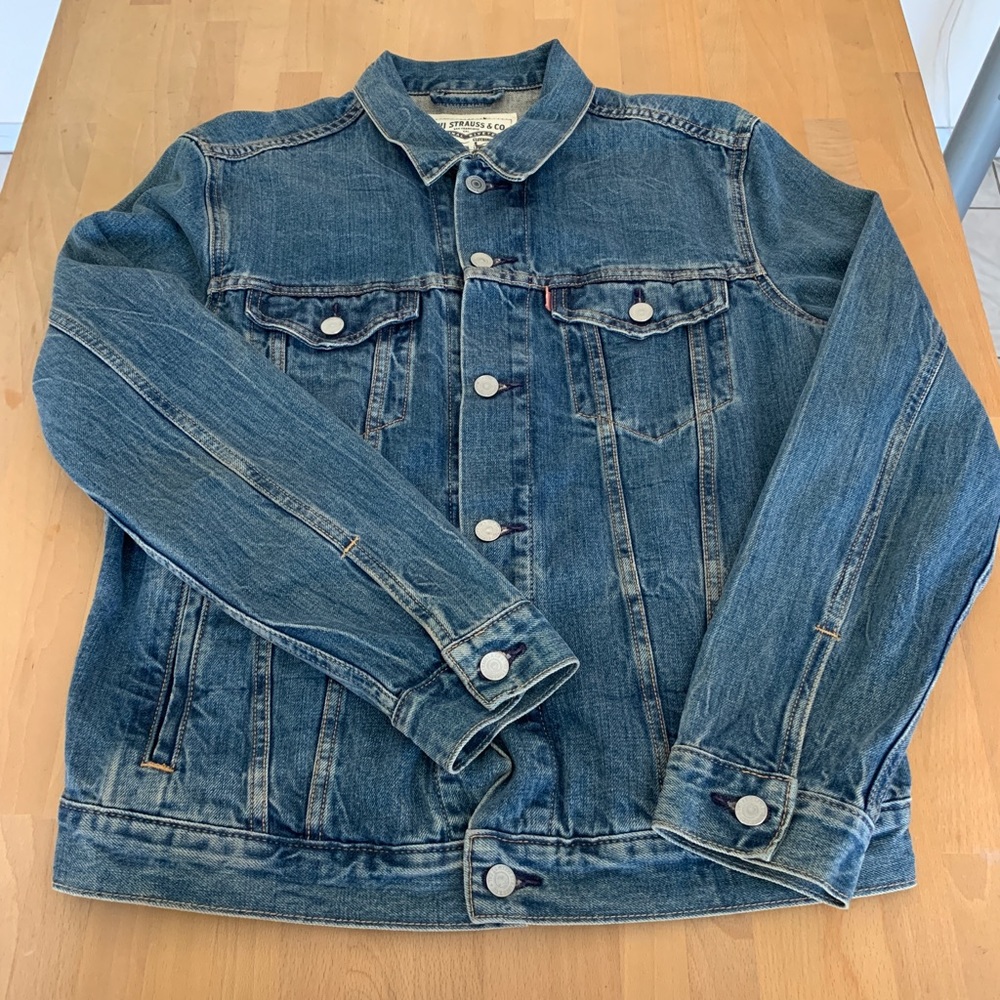 Levi’s denim jacket